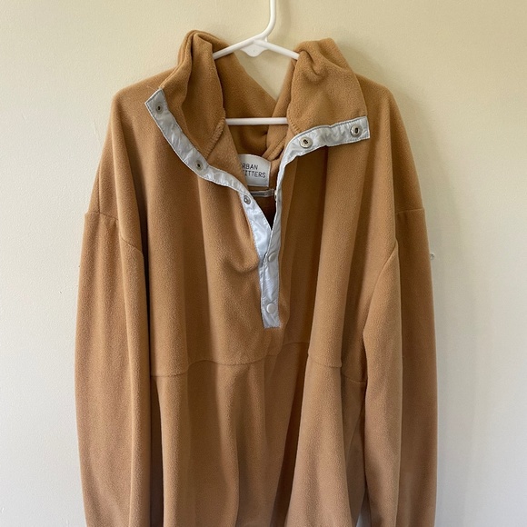 Urban Outfitters brown fleece - Picture 1 of 2